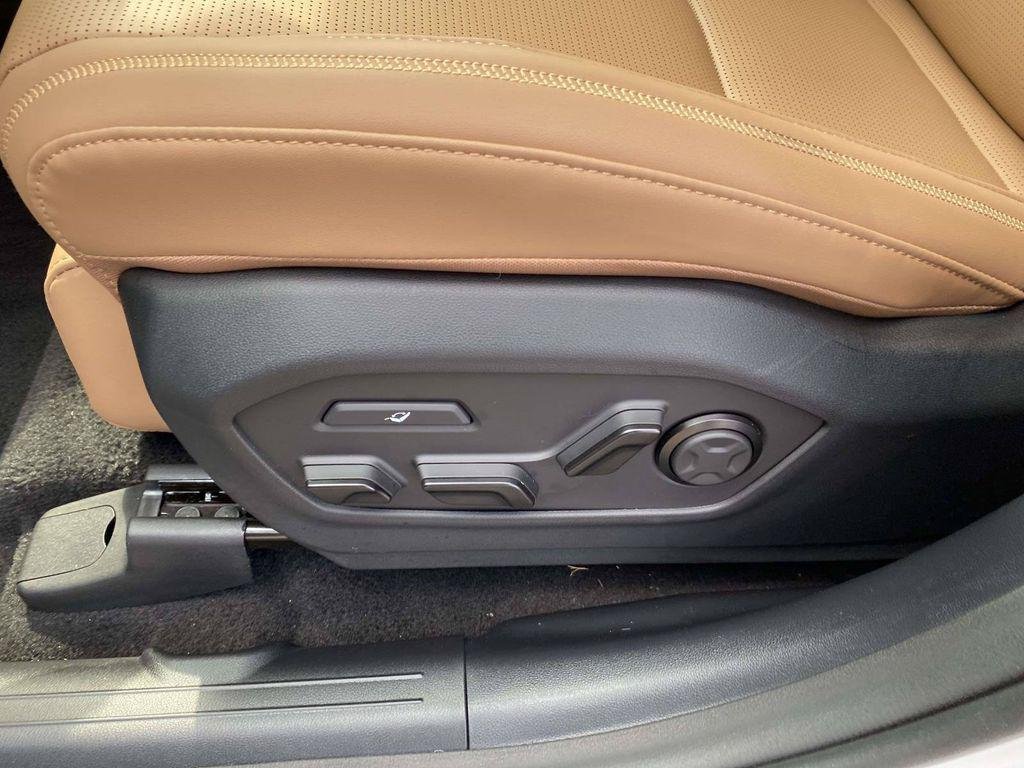 New 2026 Hyundai Santa Fe Calligraphy FWD image 35