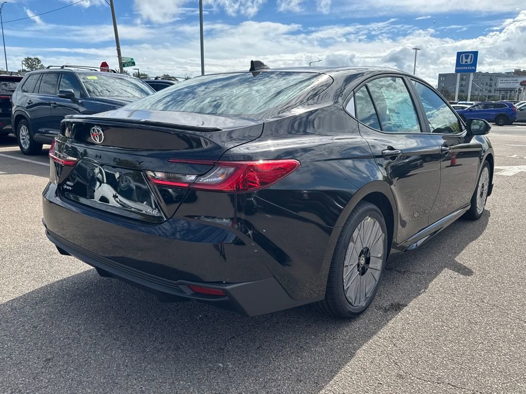 New 2026 Toyota Camry SE image 7