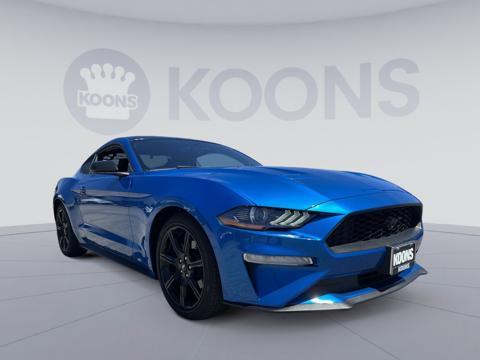 Used 2019 Ford Mustang Coupe w/ Equipment Group 101A RWD image 18