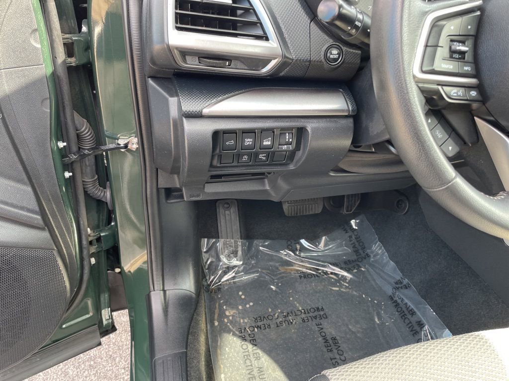 Used 2024 Subaru Forester Premium image 9