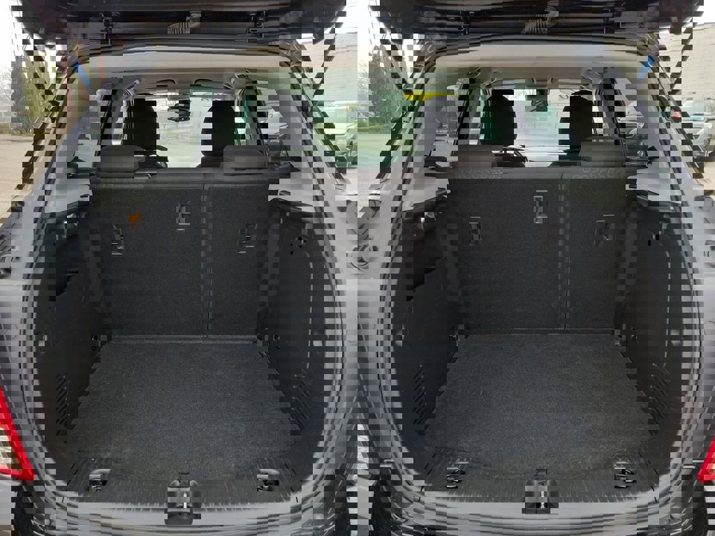 Certified 2020 Chevrolet Trax LS w/ Tint and Cruise Package image 6