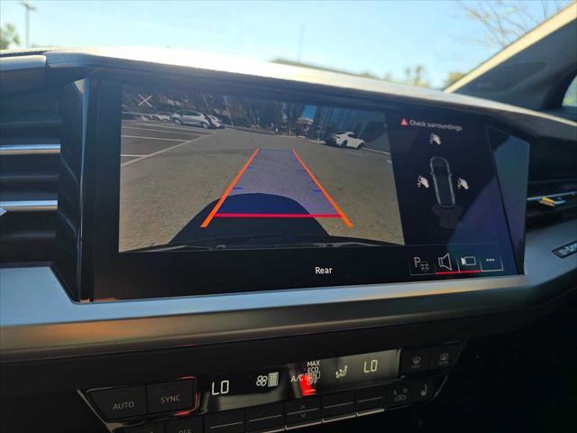 Used 2024 Audi Q4 e-tron Prestige image 30