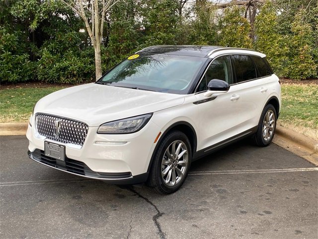 Certified 2022 Lincoln Corsair AWD w/ Premium Package image 3