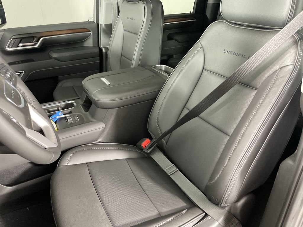 New 2025 GMC Sierra 2500 Denali w/ Denali Reserve Package image 20