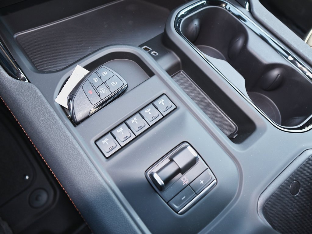 New 2026 GMC Sierra 2500 AT4 w/ AT4 Premium Plus Package image 28