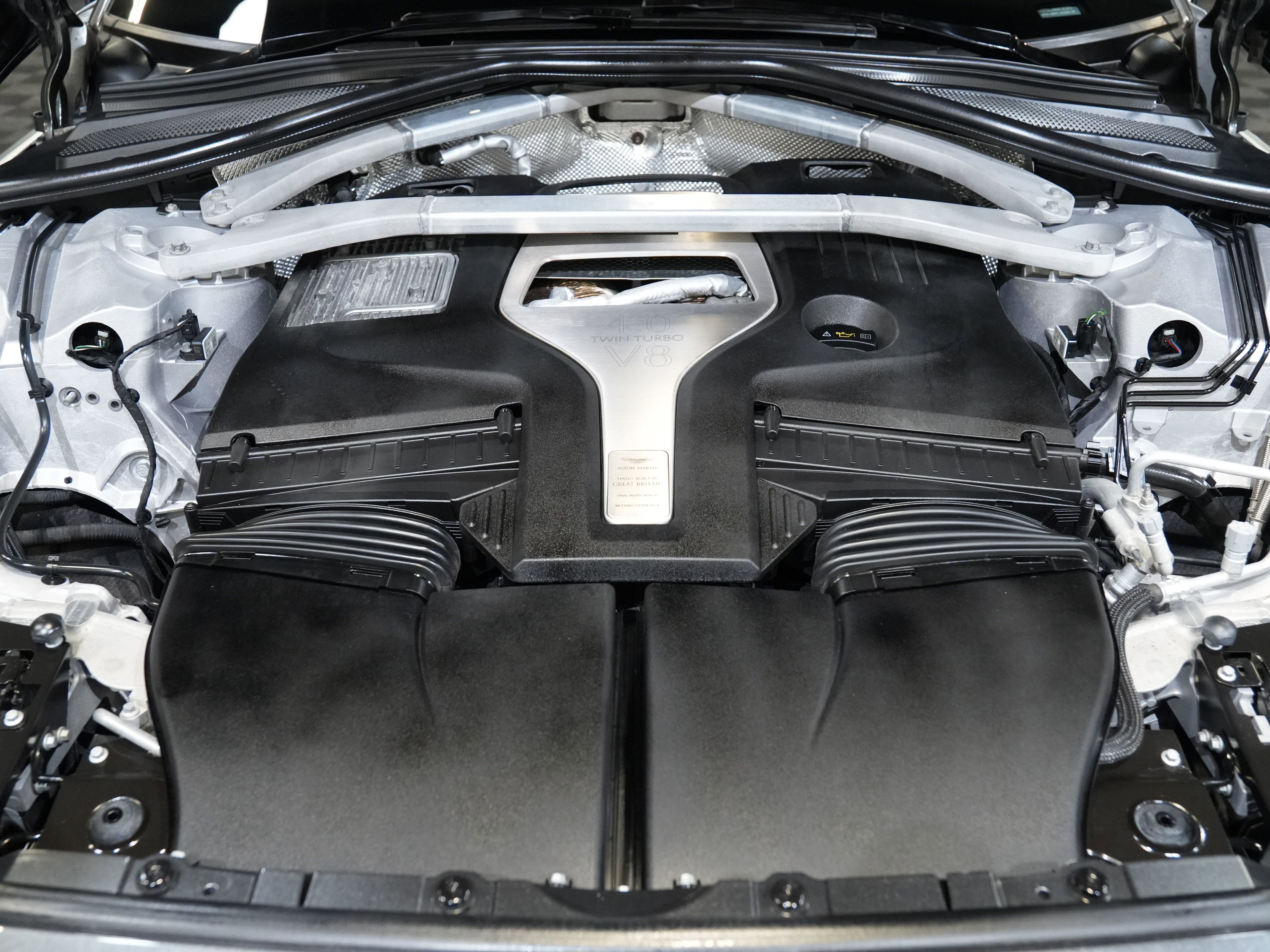 Used 2021 Aston Martin DBX AWD/4WD image 49