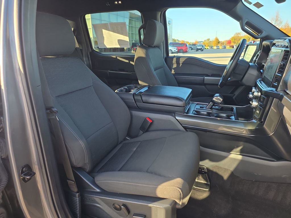 Used 2023 Ford F150 XLT w/ Equipment Group 302A High image 15