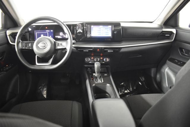 Certified 2025 Nissan Kicks S FWD image 23