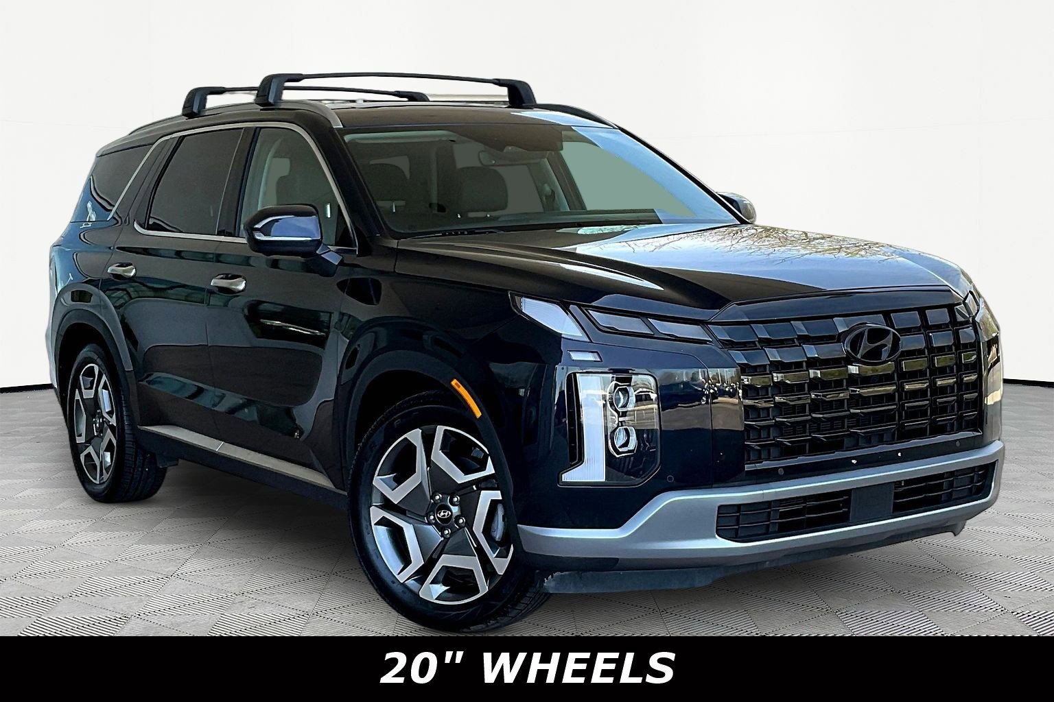 Used 2023 Hyundai Palisade Limited AWD/4WD image 3