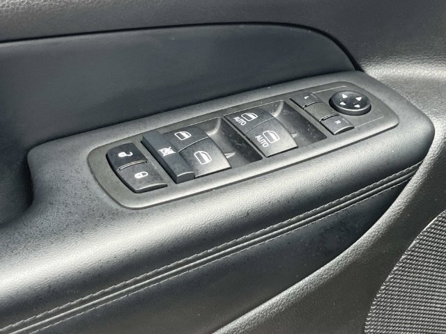 Used 2021 Jeep Grand Cherokee Laredo w/ Security & Convenience Group AWD/4WD image 25