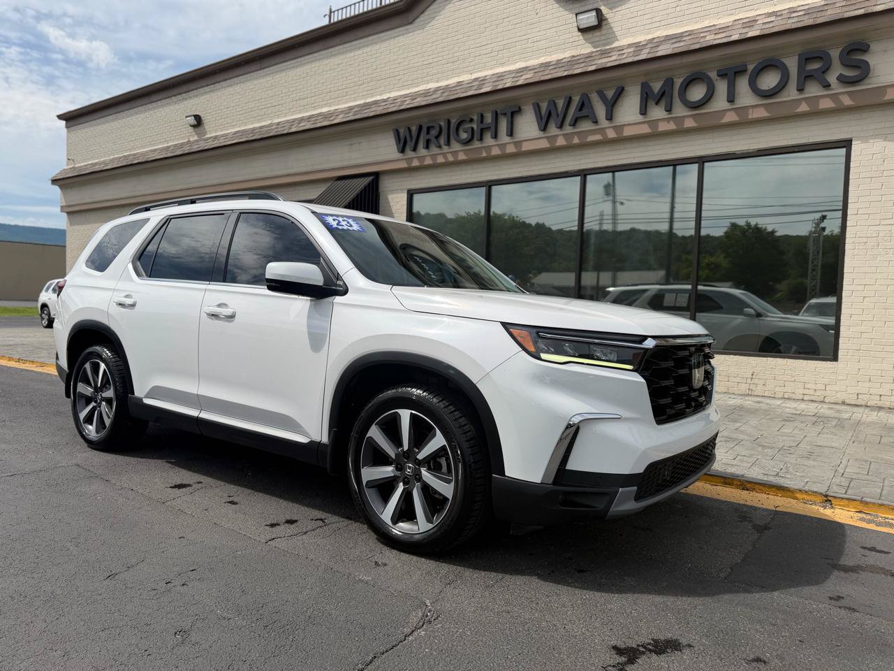 Used 2023 Honda Pilot Touring