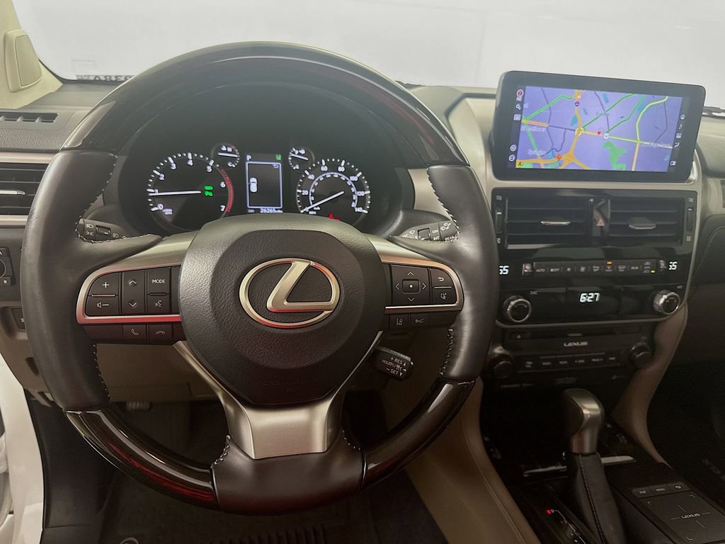 Used 2023 Lexus GX 460 Premium image 11
