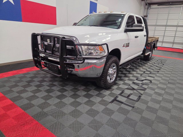 Used 2018 RAM 3500 Tradesman w/ Chrome Appearance Group AWD/4WD image 3