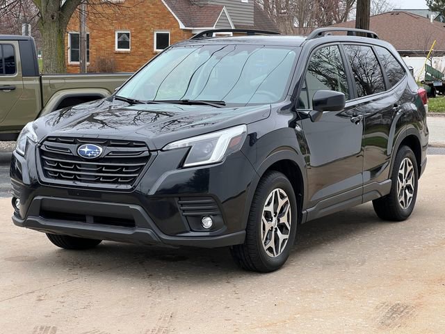 Used 2024 Subaru Forester Premium image 43