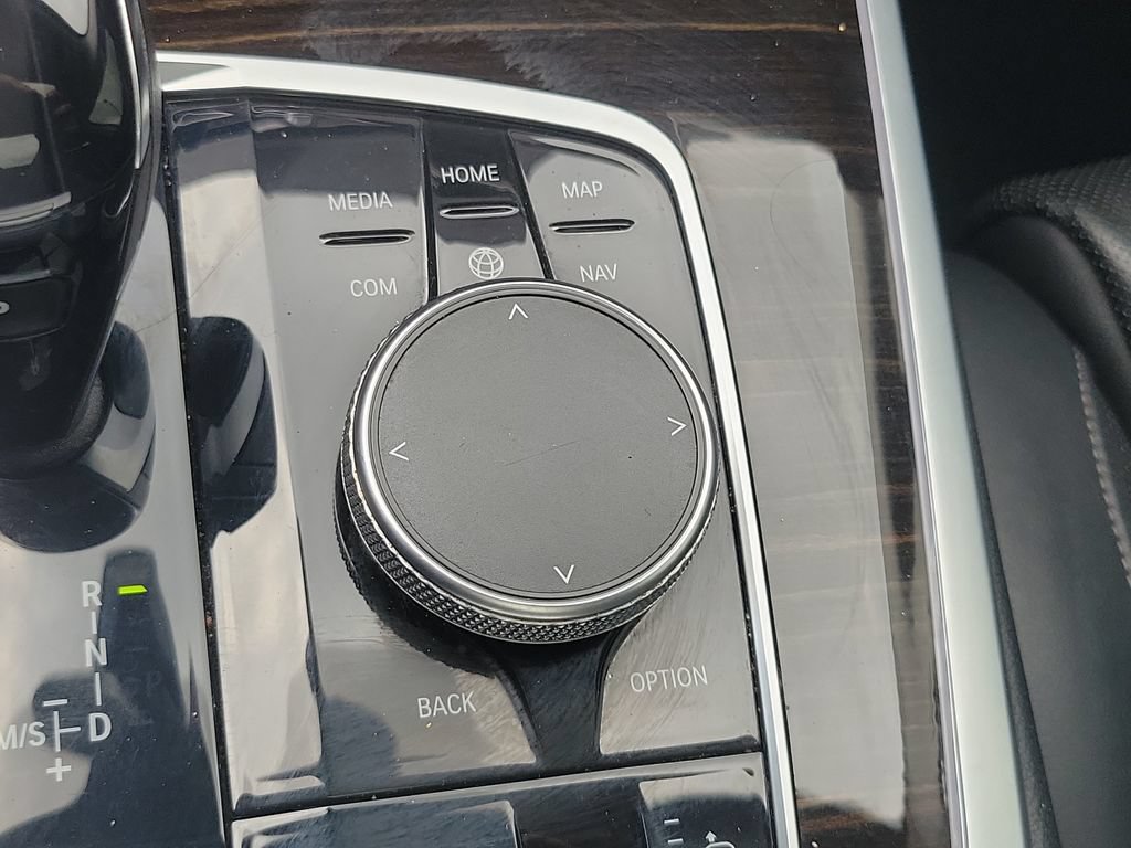Used 2020 BMW X7 xDrive40i w/ Premium Package AWD/4WD image 29