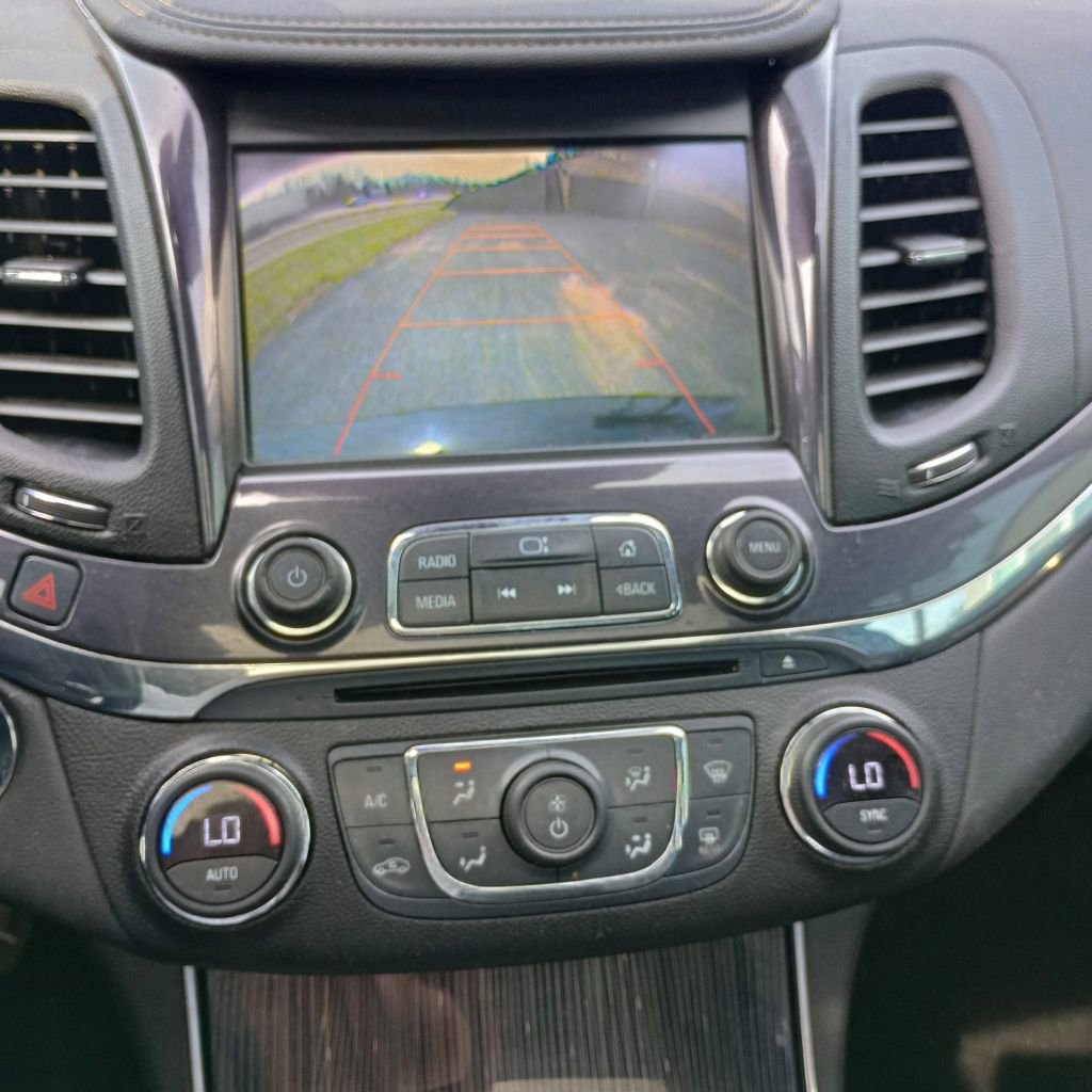 Used 2016 Chevrolet Impala LTZ image 12