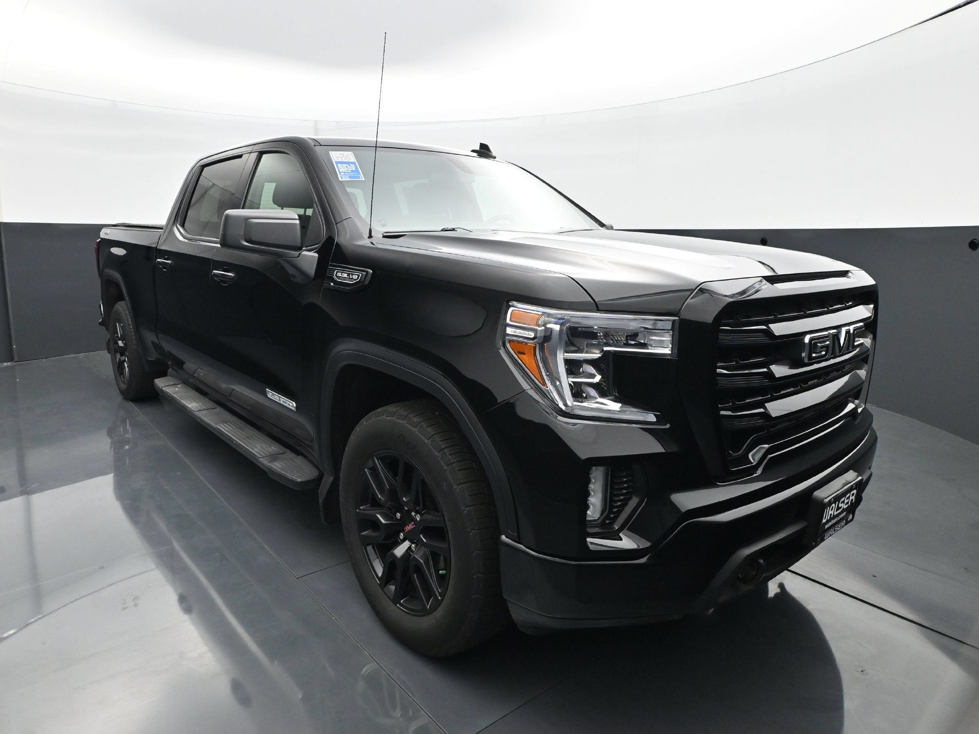 Used 2020 GMC Sierra 1500 Elevation w/ Elevation Value Package AWD/4WD image 11