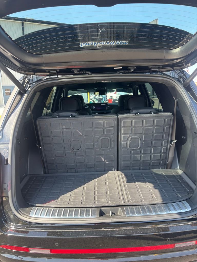 Used 2024 Hyundai Palisade Calligraphy image 14