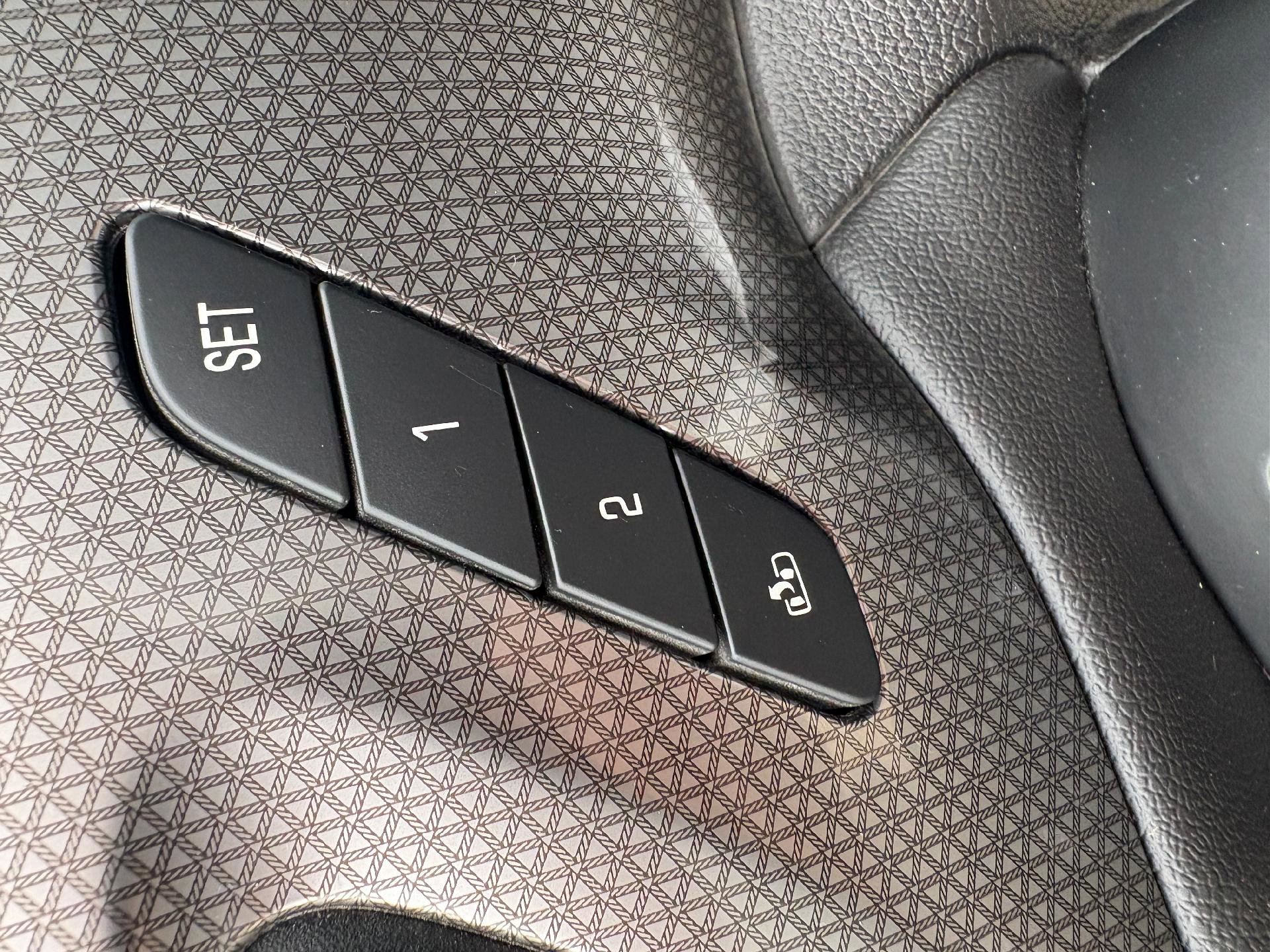 Used 2023 Chevrolet Traverse Premier w/ LPO, Floor Liner Package image 17