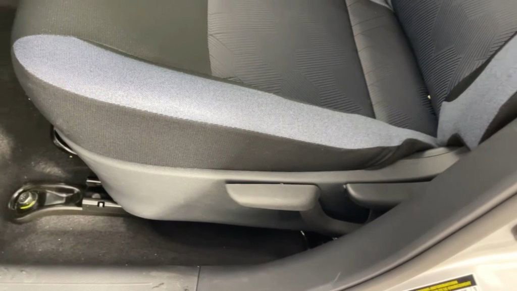 New 2025 Nissan Versa SV w/ Trunk Package image 28