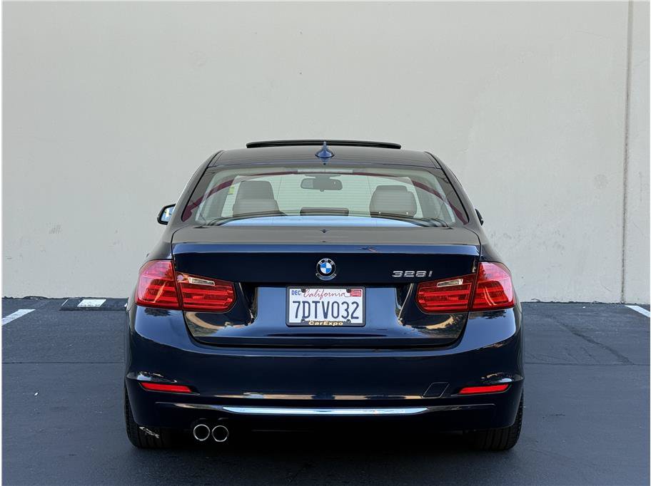 Used 2014 BMW 328i Sedan RWD image 6
