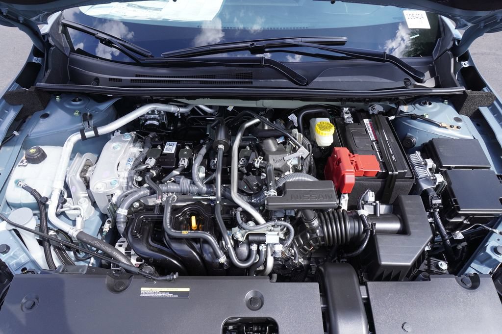 Certified 2025 Nissan Sentra SR w/ SR Premium Package FWD image 7