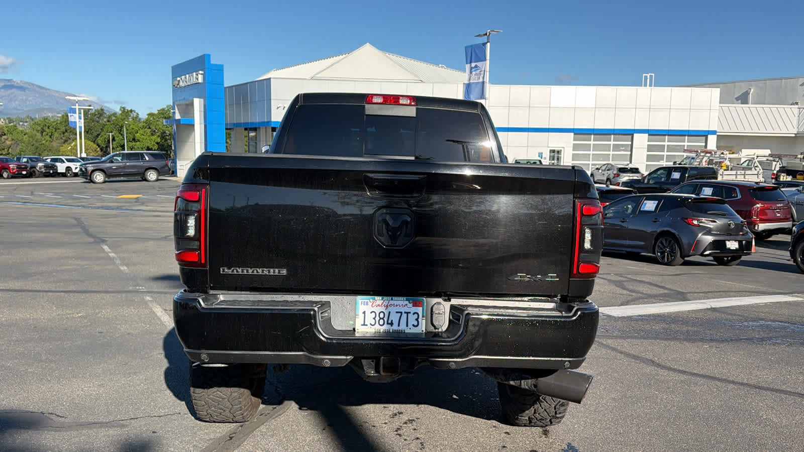 Used 2019 RAM 2500 Laramie w/ Night Edition image 6