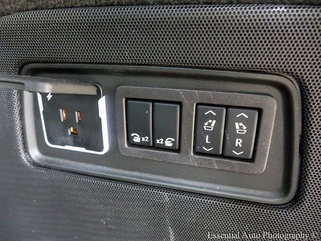 Certified 2024 Cadillac Escalade Sport w/ LPO, ONYX Package image 26