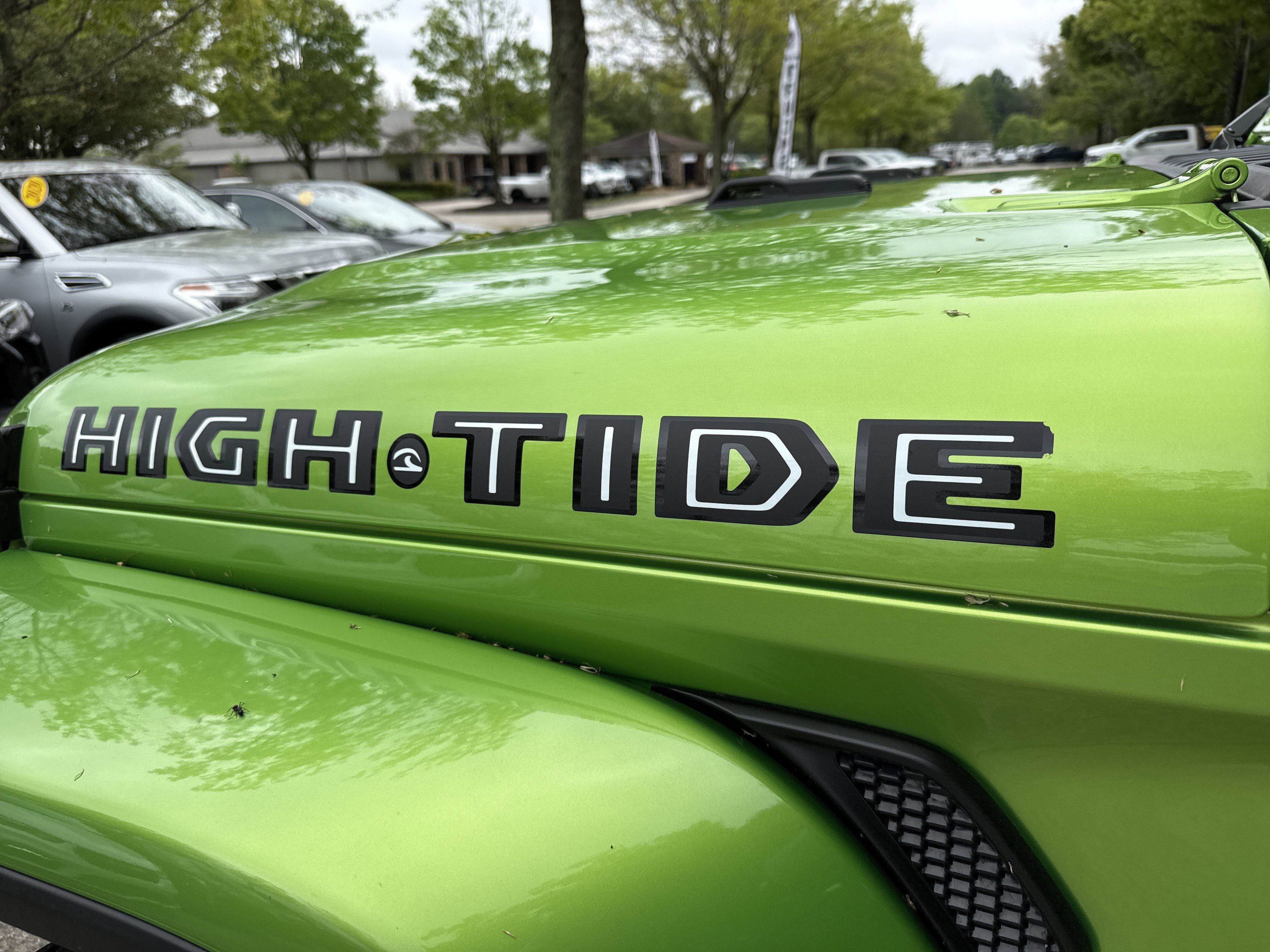 Used 2025 Jeep Gladiator Sport AWD/4WD image 14