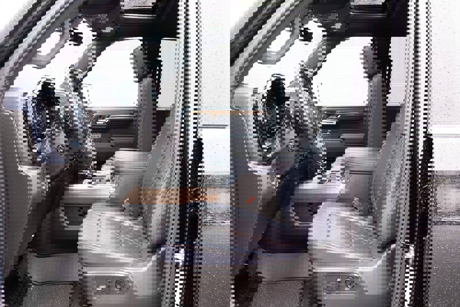 Used 2024 Chevrolet Silverado 1500 High Country w/ Technology Package image 12