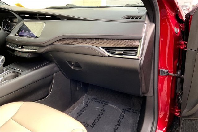 Used 2019 Cadillac XT4 Sport FWD image 16