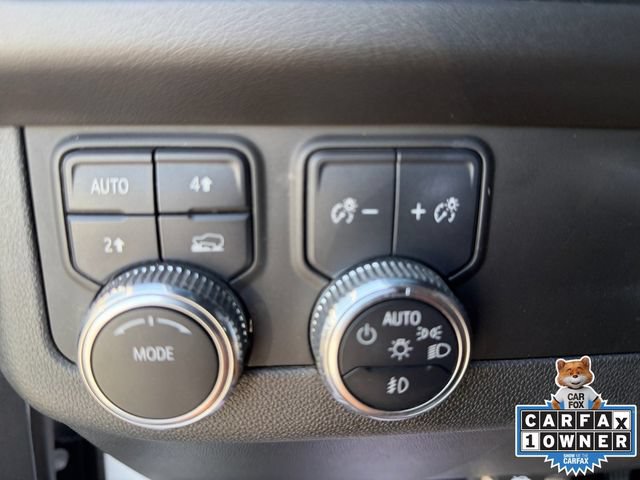 Used 2023 GMC Yukon XL SLT AWD/4WD image 12