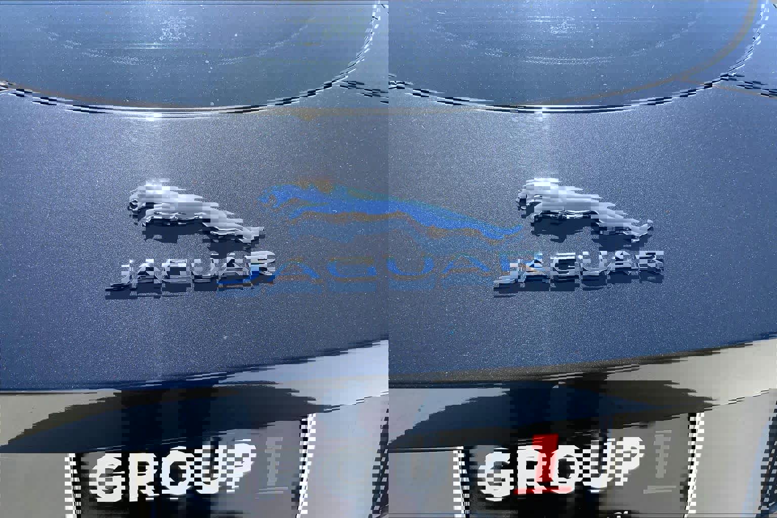 Used 2020 Jaguar F-TYPE Checkered Flag image 10