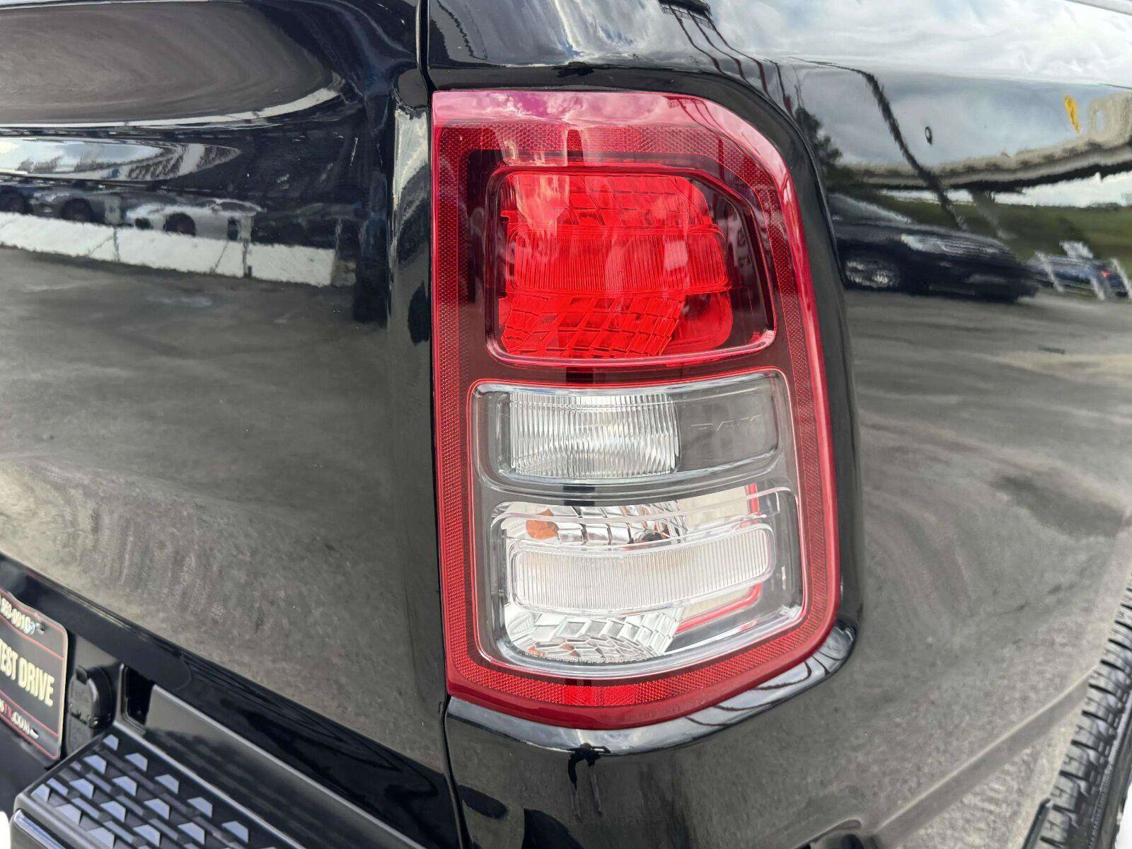 Used 2021 RAM 1500 Big Horn AWD/4WD image 15