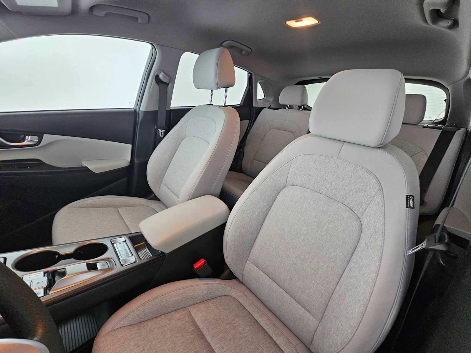 Used 2023 Hyundai Kona SE image 21