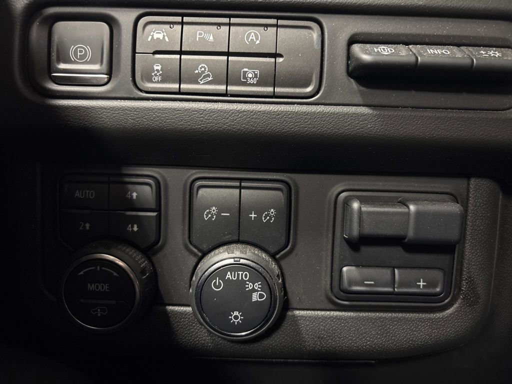 Used 2023 Chevrolet Tahoe High Country image 20