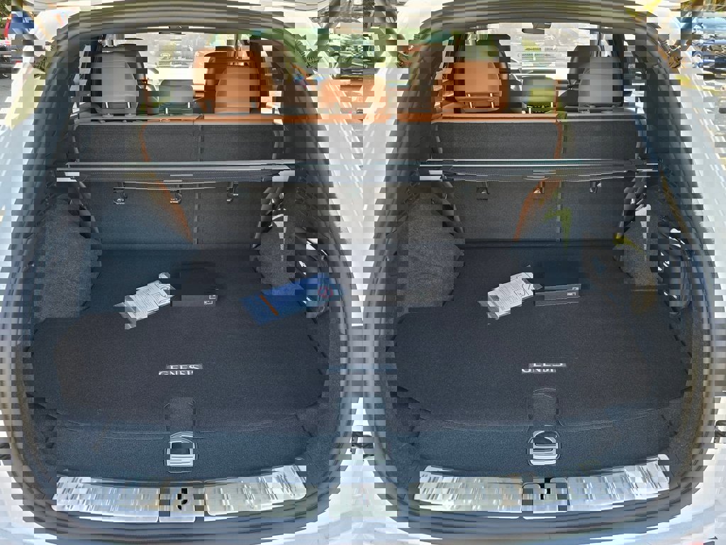 New 2026 Genesis GV70 2.5T Advanced image 15