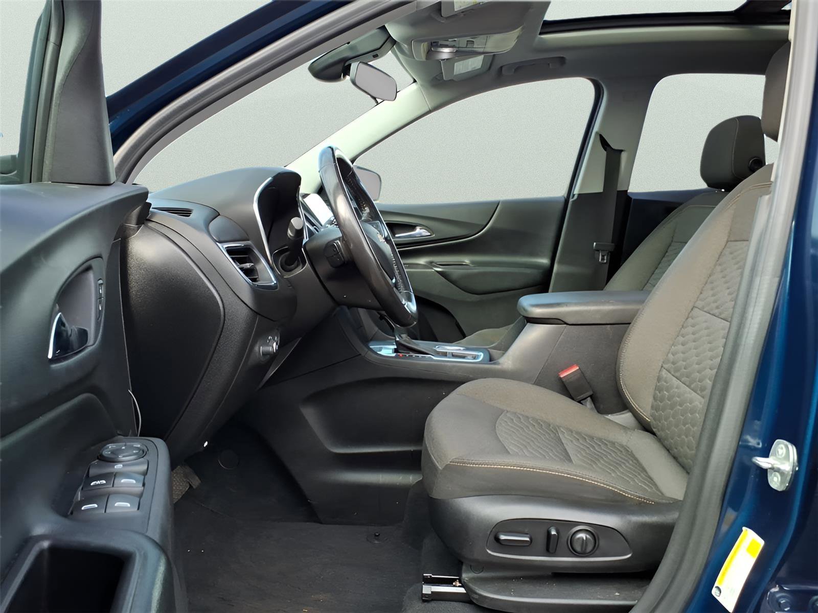 Used 2020 Chevrolet Equinox LT image 16