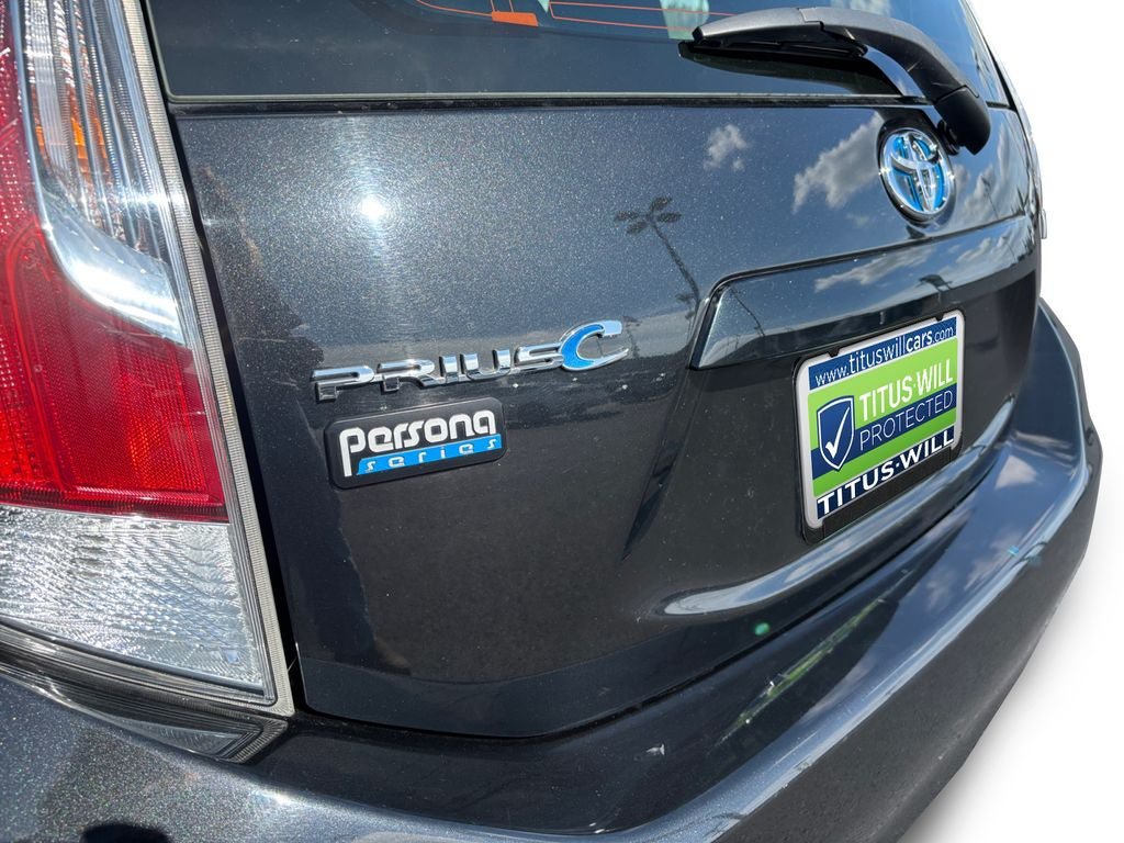 Used 2016 Toyota Prius C Persona Series FWD image 30