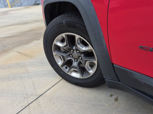 Used 2019 Jeep Cherokee Trailhawk AWD/4WD image 10