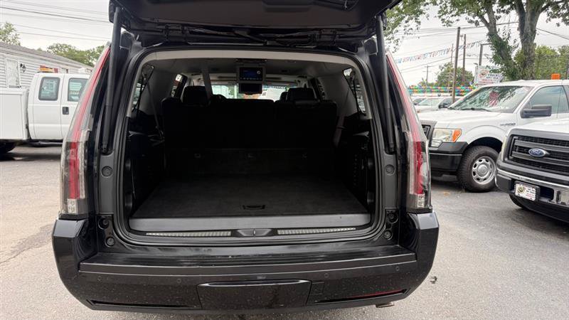 Used 2016 Cadillac Escalade ESV Luxury AWD/4WD image 25