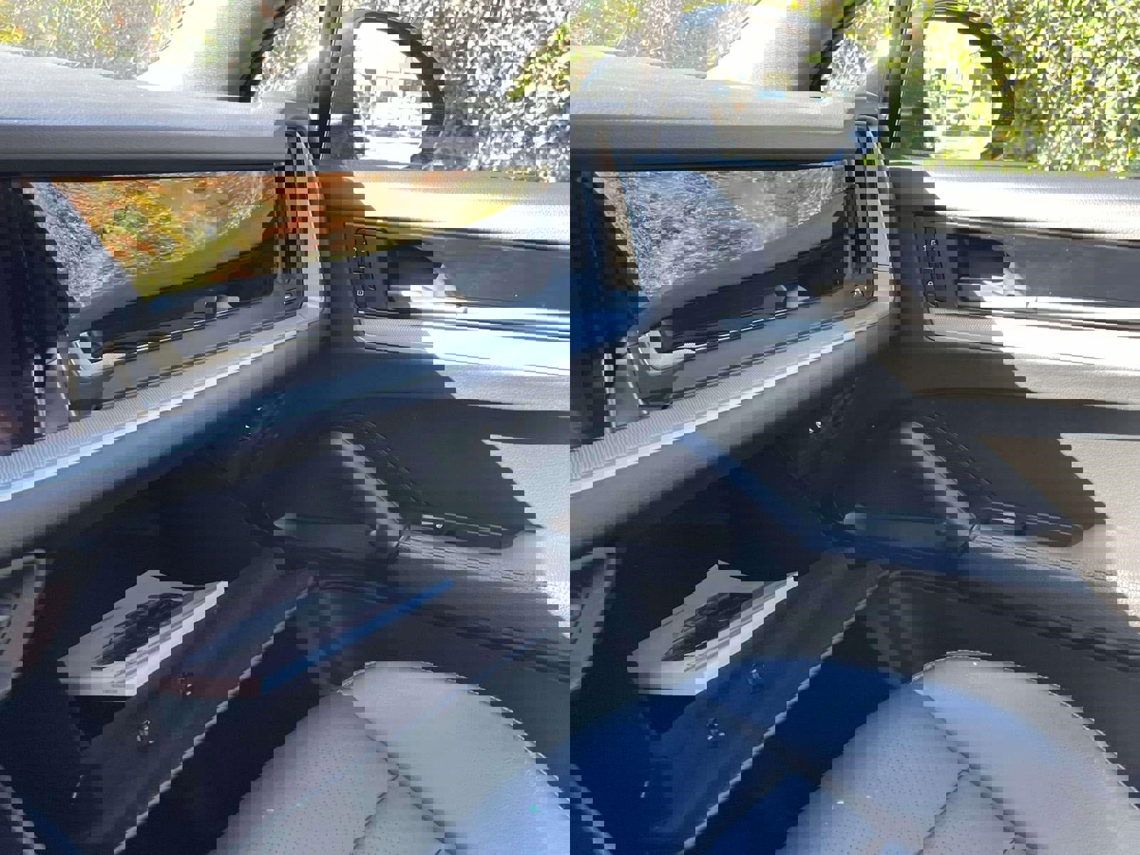 Used 2024 Porsche Cayenne image 32