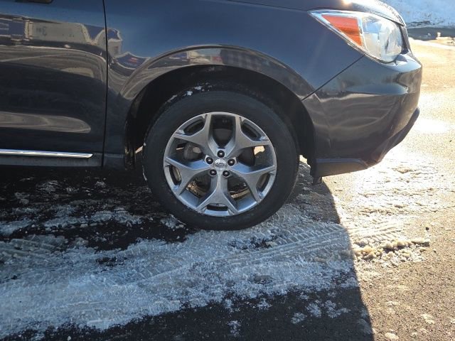 Used 2016 Subaru Forester 2.5i Touring w/ Eyesight & Navigation System image 4