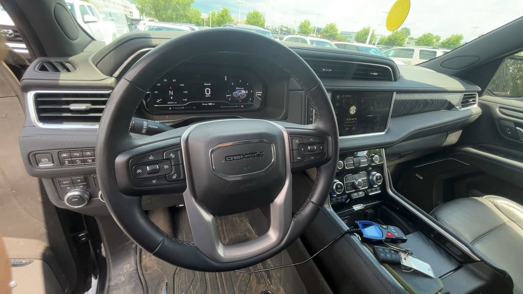 Used 2023 GMC Yukon XL Denali w/ LPO, Floor Liner Package AWD/4WD image 13