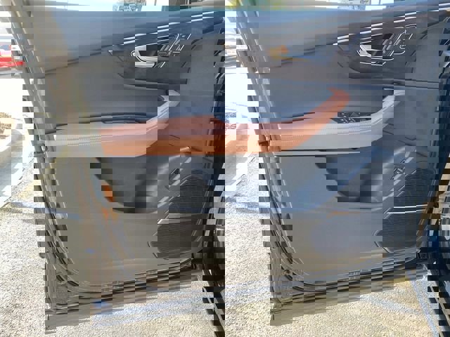 Used 2021 Audi Q7 3.0T Prestige image 17