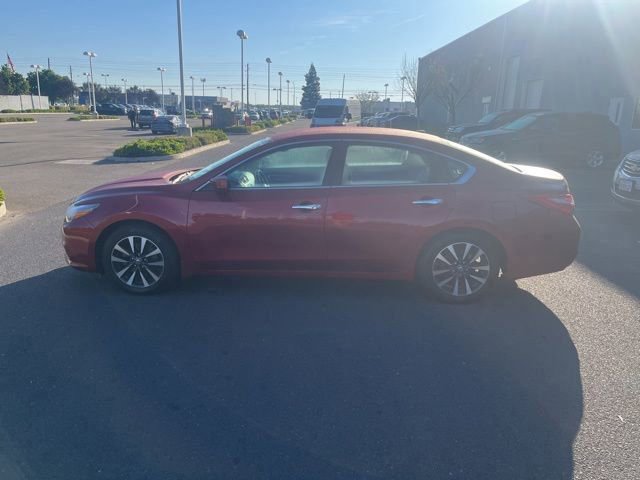 Used 2016 Nissan Altima 2.5 SV image 8