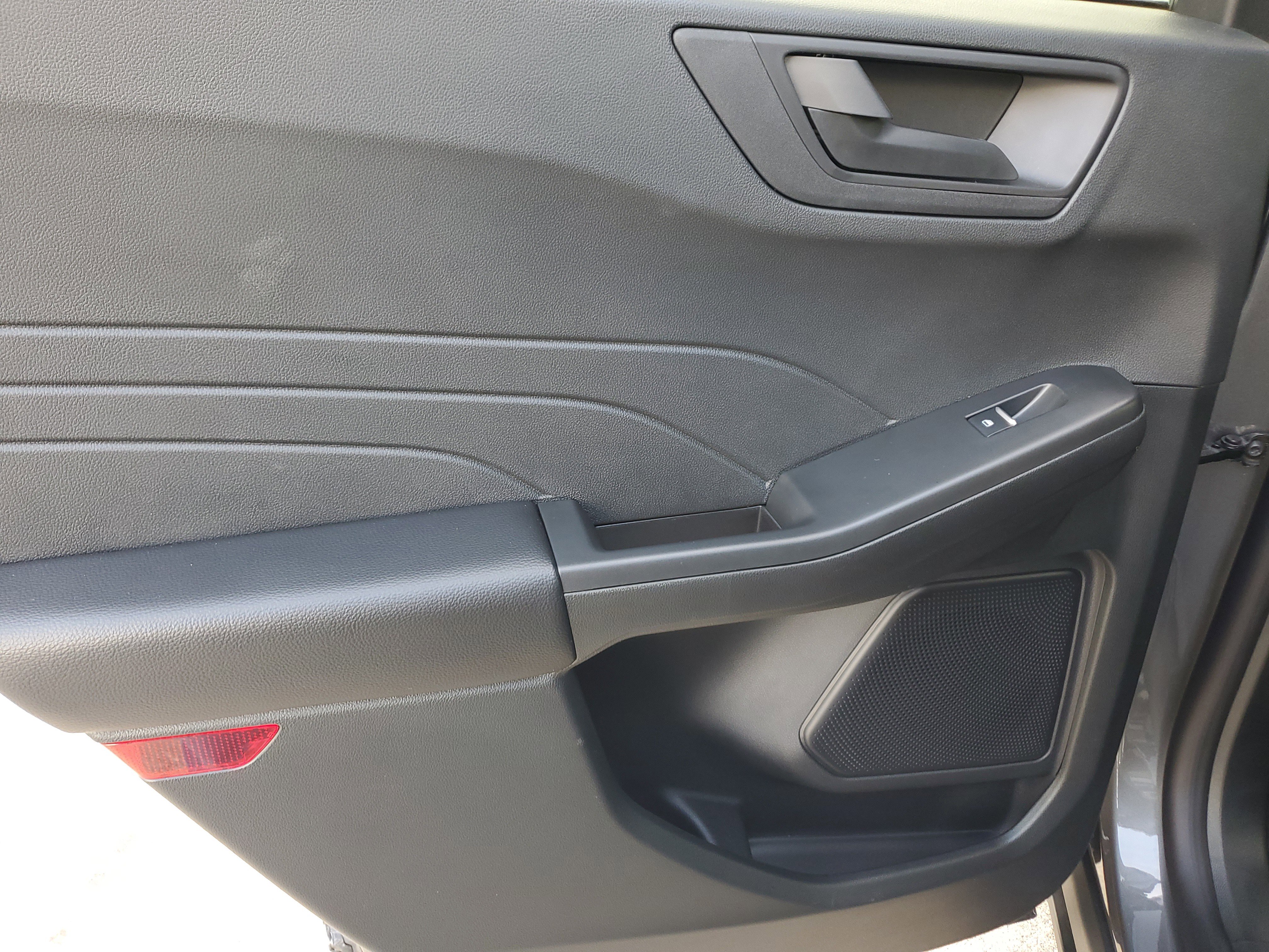 Used 2025 Ford Escape Active w/ Tech Pack #1 image 28