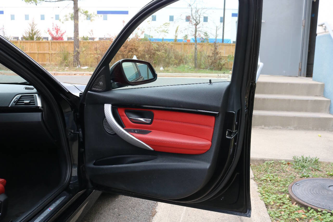 Used 2016 BMW 340i xDrive Sedan image 34