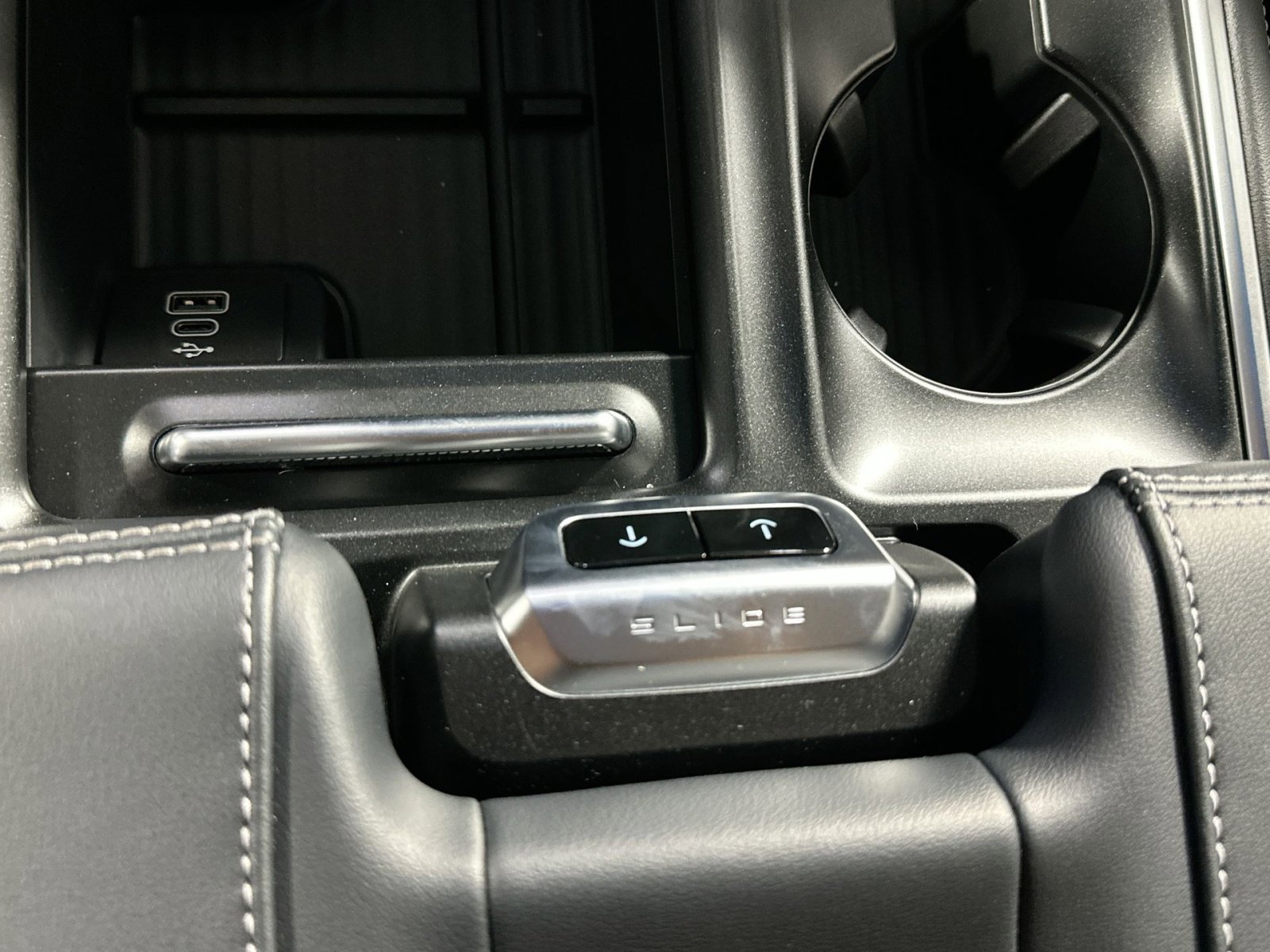 New 2026 Ford Expedition Platinum w/ Stealth Appearance Package image 26