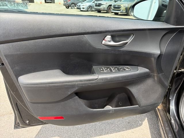 Used 2020 Kia Forte LXS FWD image 16